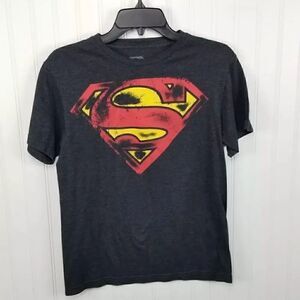 Superman DC Comics Mens Size Small Charcoal Gray Short Sleeve Graphic T Shirt